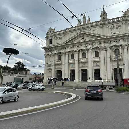 Orange Grove アパート *