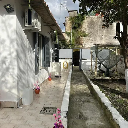 Orange Grove נאפולי