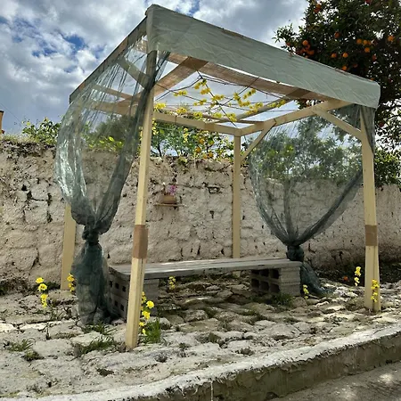Orange Grove Apartment