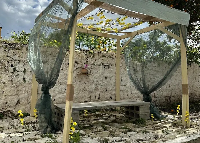 Orange Grove דירה