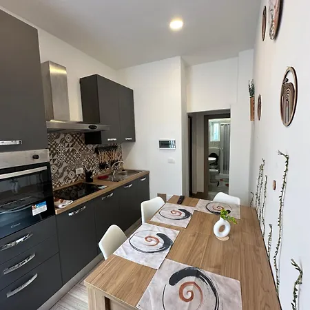 Orange Grove Apartament Neapol