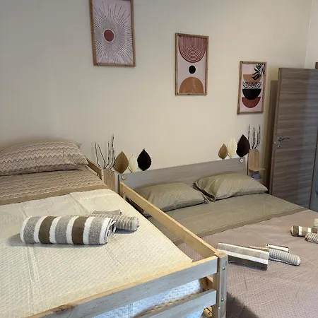 Orange Grove * Neapol